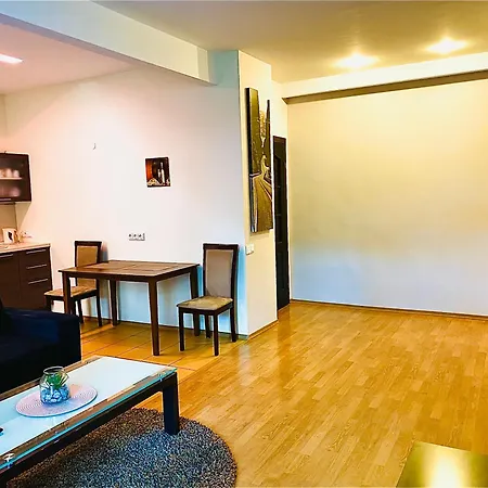 Evelina * كلابيدا